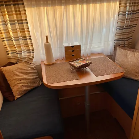 La Croisee, Caravane Avec Toilette Et Lavabo - Particulier キャンプ場 *